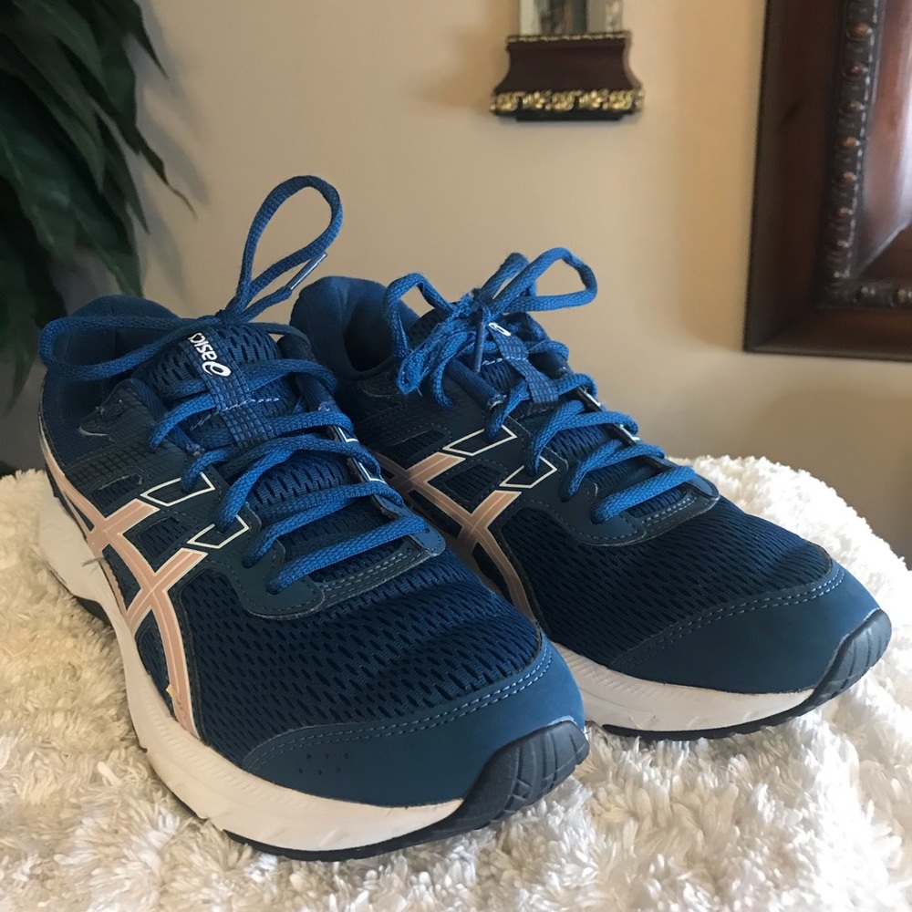ASICS